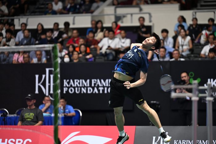Loh Kean Yew is first Singaporean nominated for Badminton World ... Singapore's Loh Kean Yew advances to BWF World Championships quarters after comeback against Japan's Naraoka
